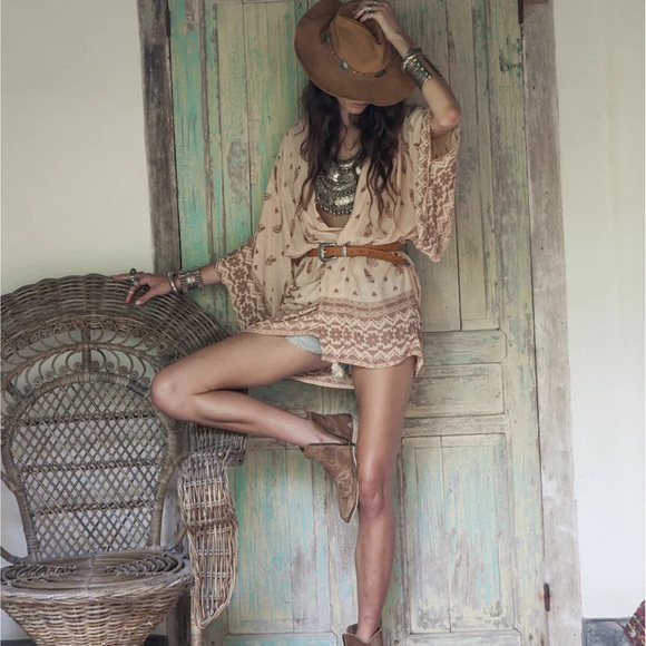 SPELL SPELL & THE GYPSY Feather Robe Kimono NWOT - Picture 4 of 6